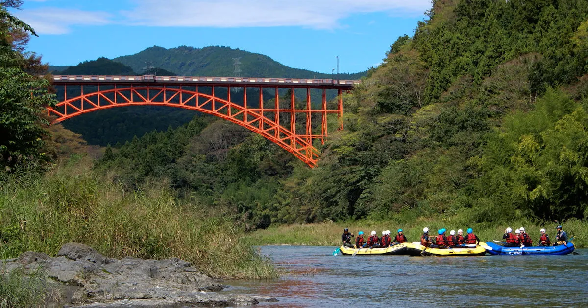 橋の「横顔」を愛でる