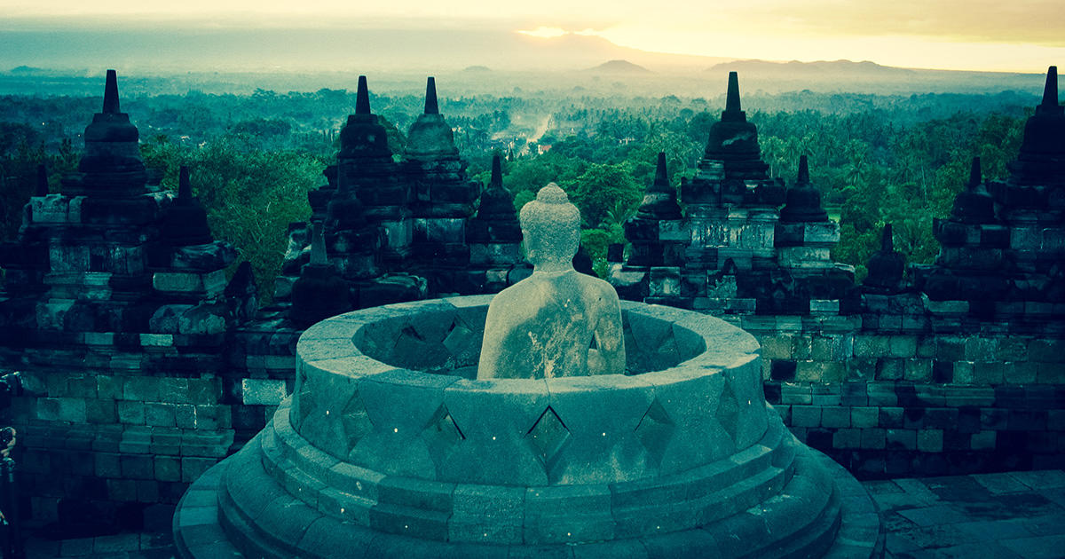 ボロブドゥール仏教寺院（インドネシア）| 地上に創造された曼陀羅（まんだら）の世界