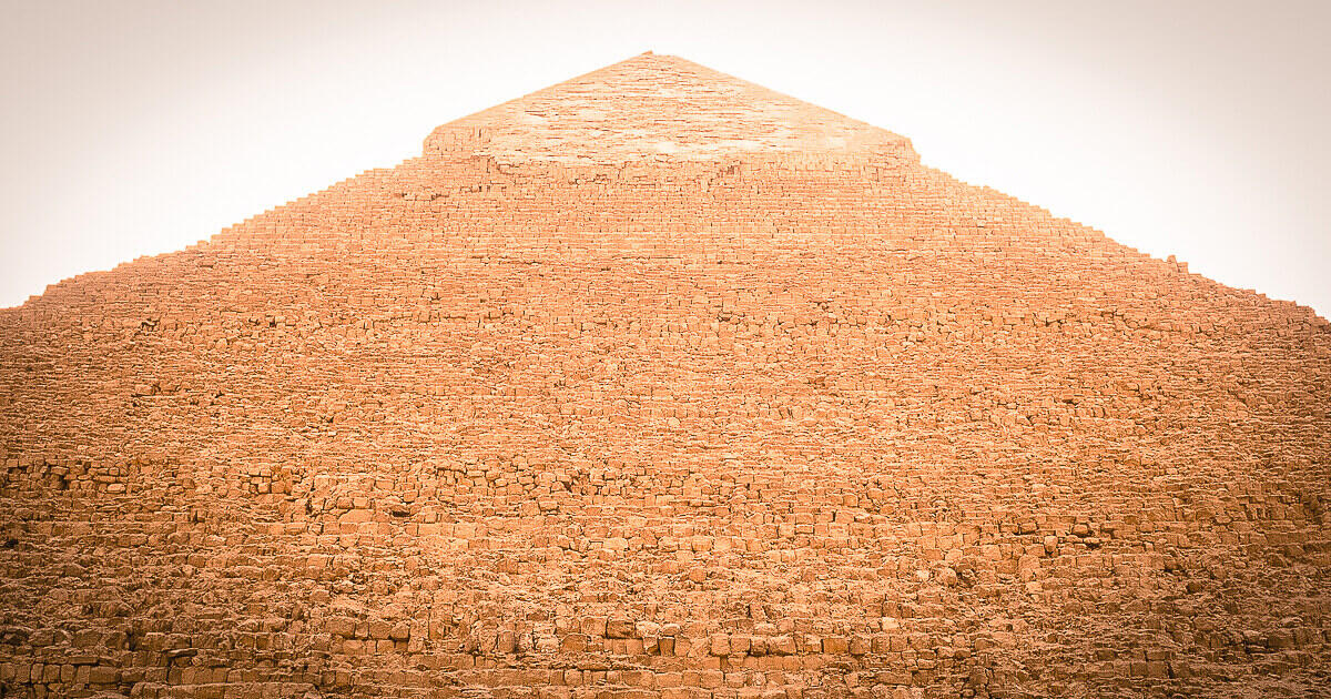 ギザのピラミッド（エジプト）| 現存する世界最古の巨大建造物