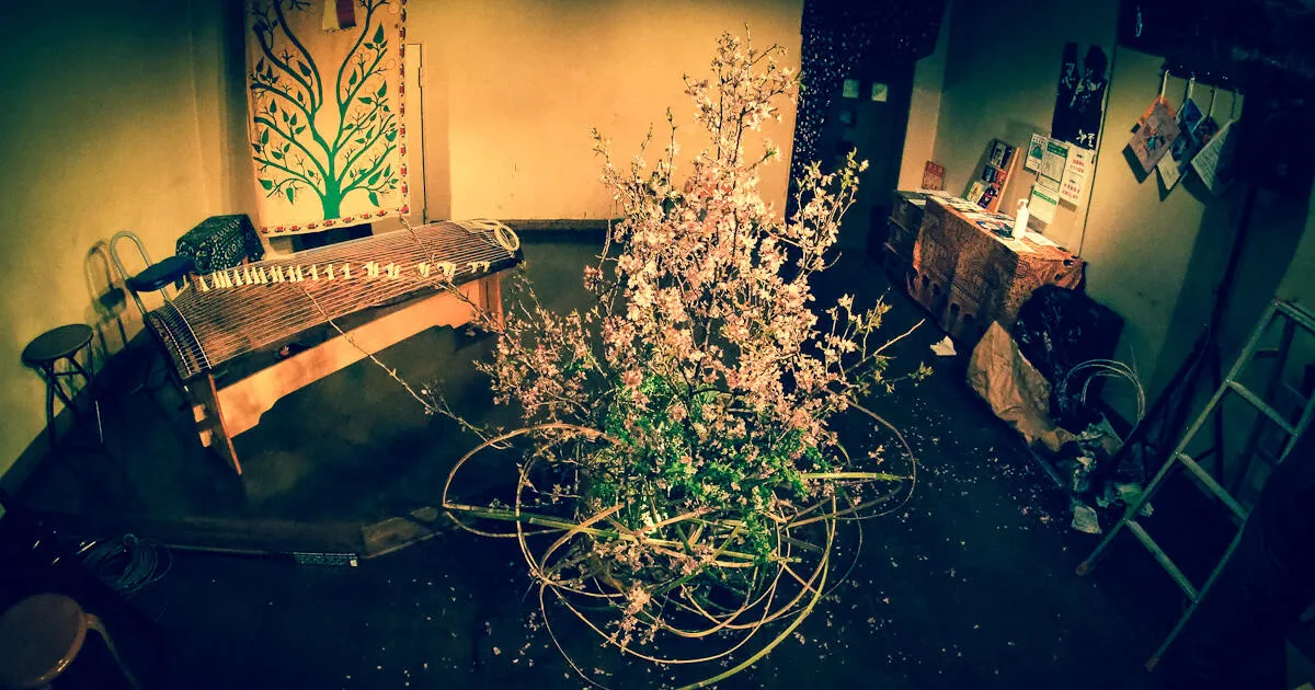 第2回「音と共に花をいける」